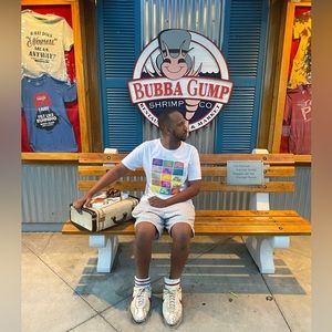 Meet your Posher, Don